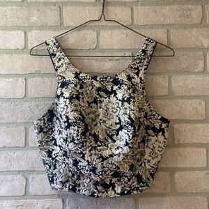 A&F Metallic Floral Embroidered Cropped Structured Tank Top, Women’s Size Small
